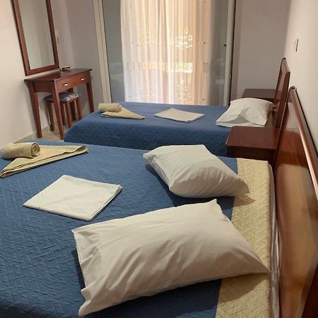 Domenica House Apartment Kondaraina ภายนอก รูปภาพ