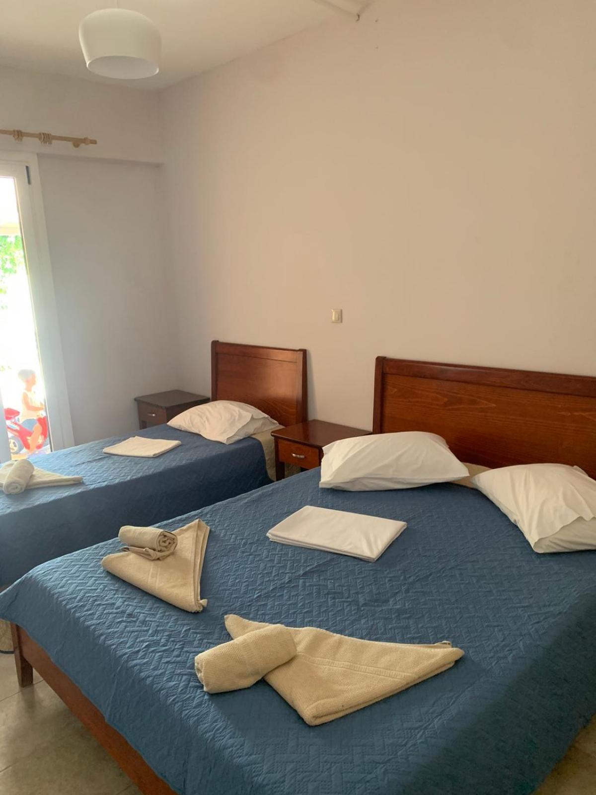 Domenica House Apartment Kondaraina ภายนอก รูปภาพ