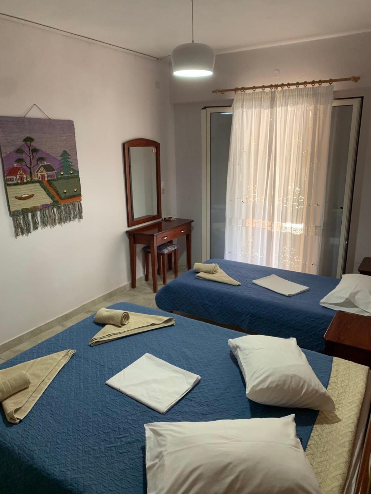 Domenica House Apartment Kondaraina ภายนอก รูปภาพ